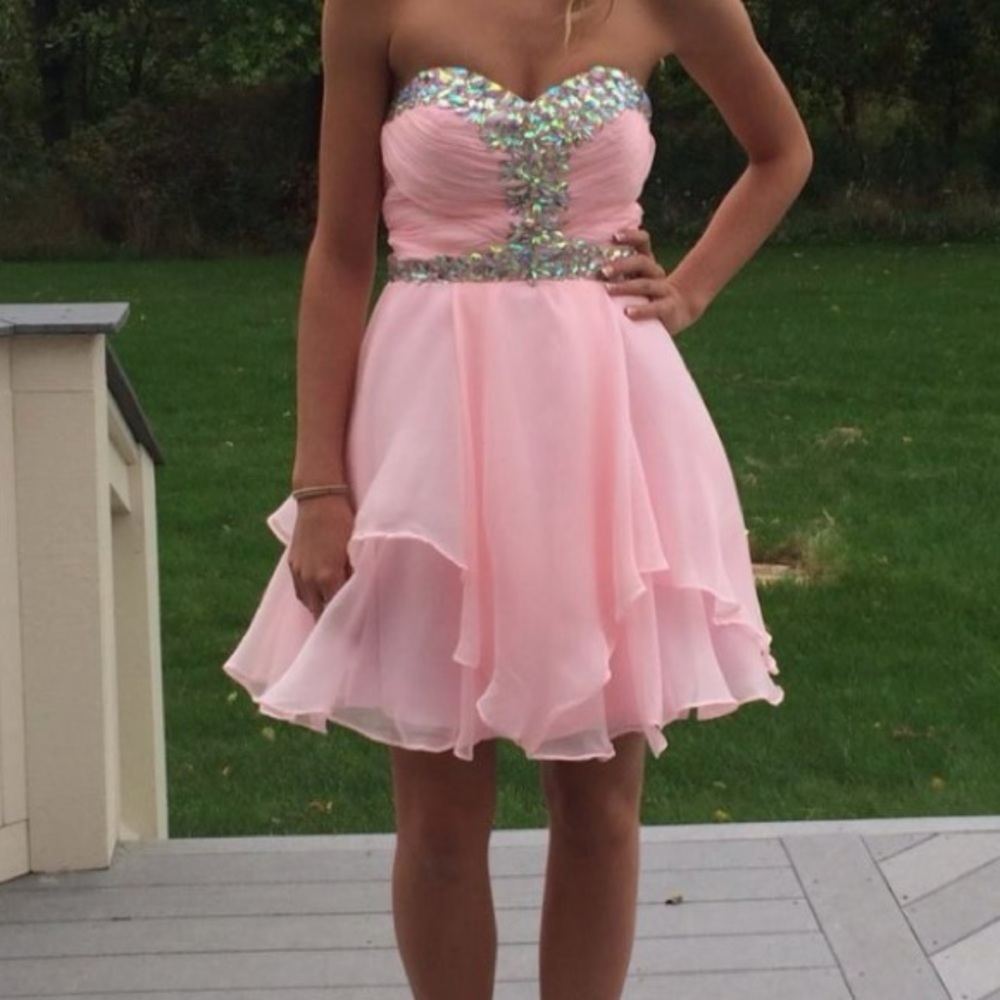 Short strapless pink dress